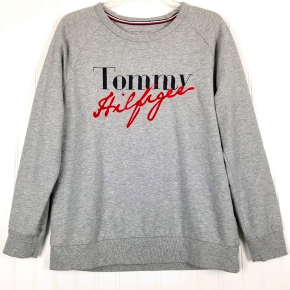 Tommy Hilfiger Sweaters - Tommy Hilfiger sweatshirt
